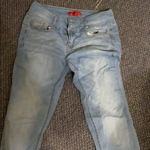 skinny high waisted jeans , light color